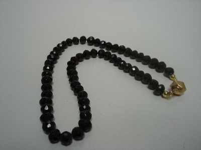 Antiek granaten  ketting