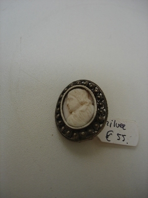 Antiek zilveren zeeuwse knoop broche met came